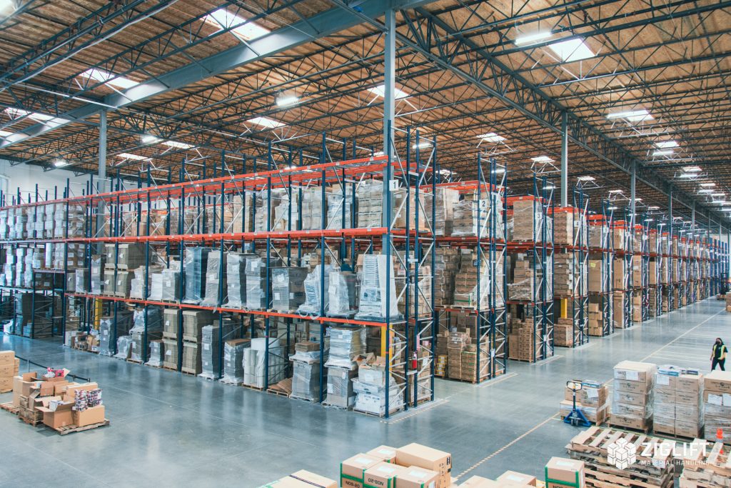 Rows of industrial pallet racks loaded with pallets in a Chicago warehouse